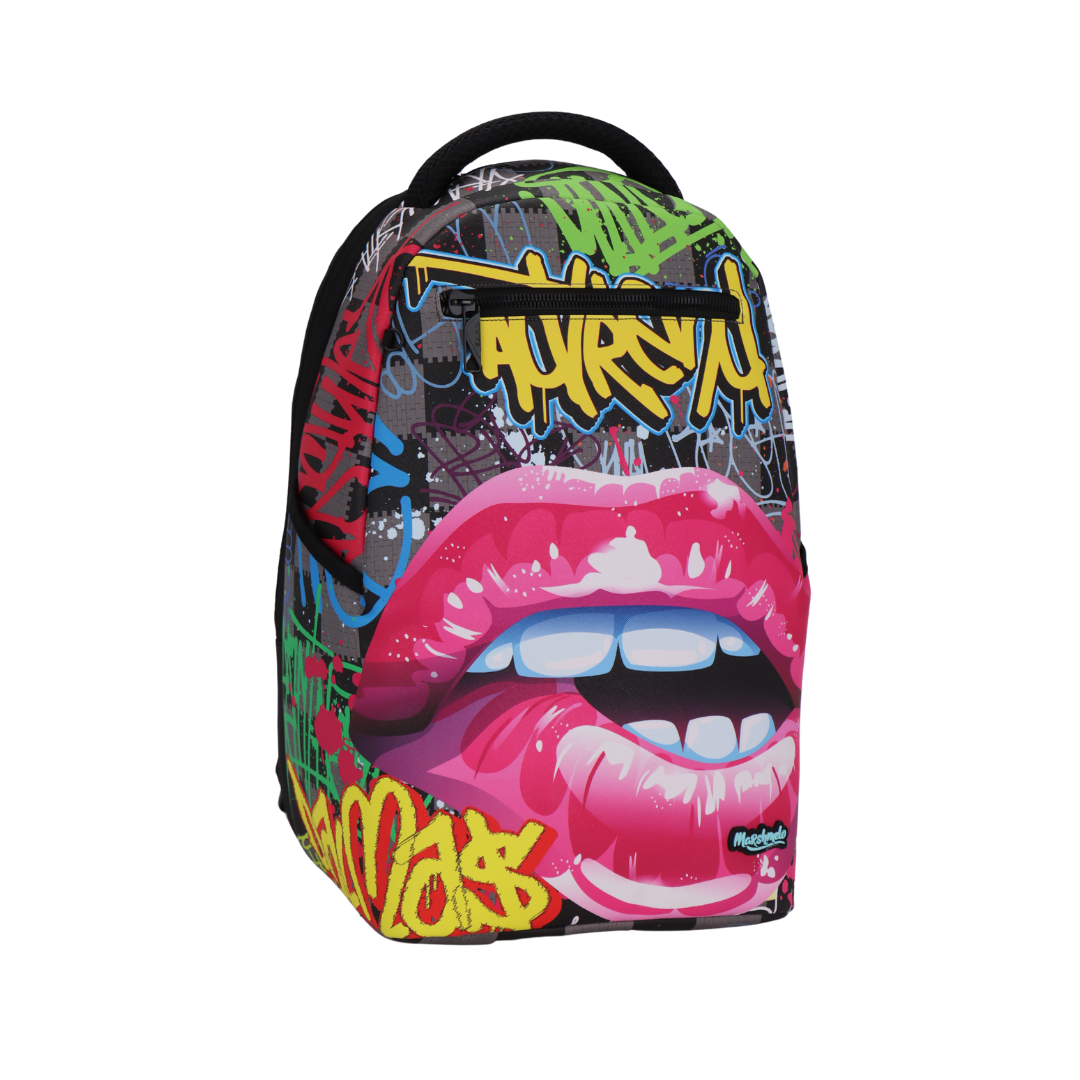 תיק גב לבית ספר גרפיטי מודפס מסדרת hype Collection מבית המותג MARSHMELO דגם Pink Lips