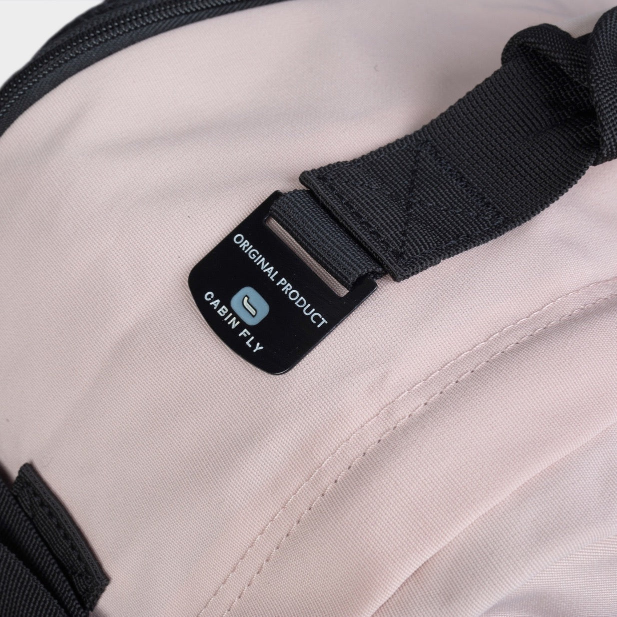 תיק עליה למטוס מתרחב מבית המותג ®CABIN FLY דגם SkyLite מידה S 40x25x20cm