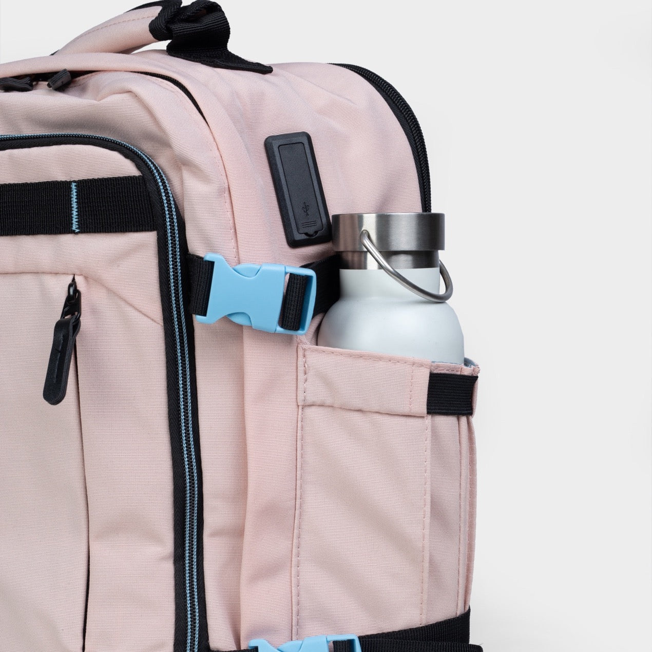 תיק עליה למטוס מתרחב מבית המותג ®CABIN FLY דגם SkyLite מידה S 40x25x20cm