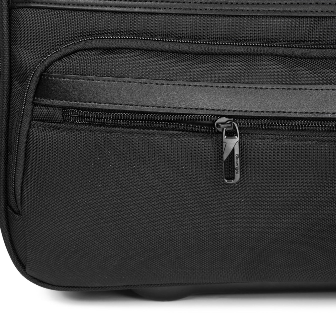 מזוודת טרולי עסקים 2 גלגלים עם תא לללפטופ LAPTOP CASE מבית המותג SLAZENGER סדרת OXFORD