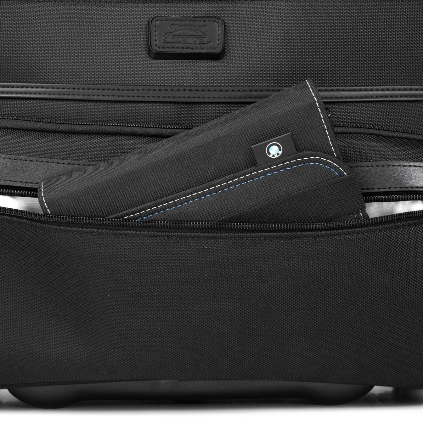 מזוודת טרולי עסקים 2 גלגלים עם תא לללפטופ LAPTOP CASE מבית המותג SLAZENGER סדרת OXFORD