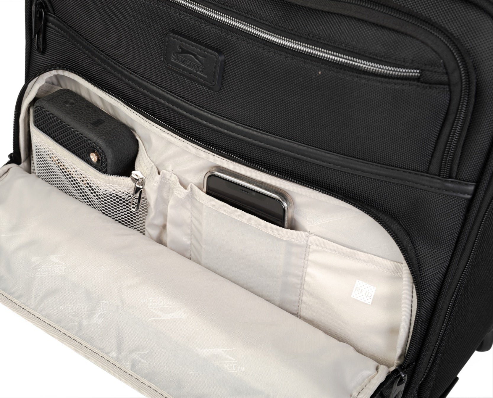 טרולי עסקי עם תא למחשב LAPTOP CASE מבית המותג SLAZENGER סדרת OXFORD