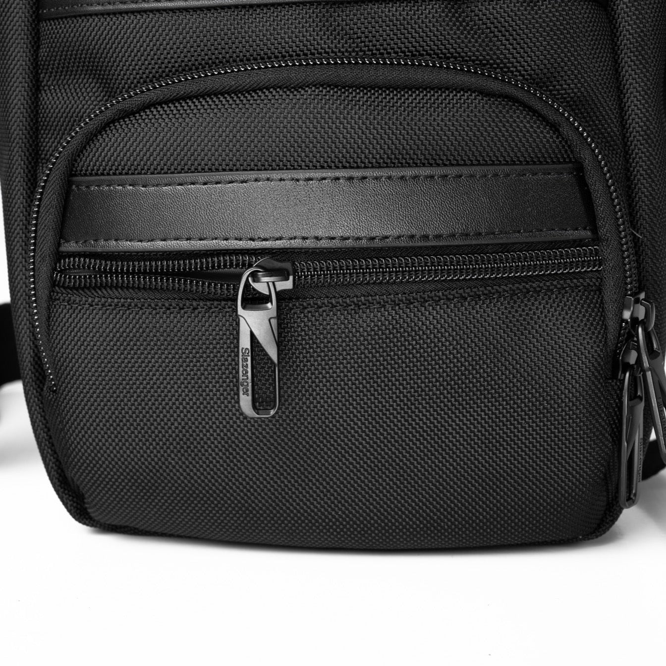 תיק צד פונקציונלי איכותי דגם OXFORD מבית המותג היוקרתי SLAZENGER