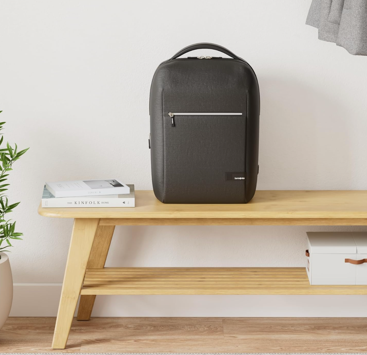 תיק גב למחשב עם תא ללפטופ ״15.6 ויציאת USB מבית המותג SAMSONITE דגם Litepoint