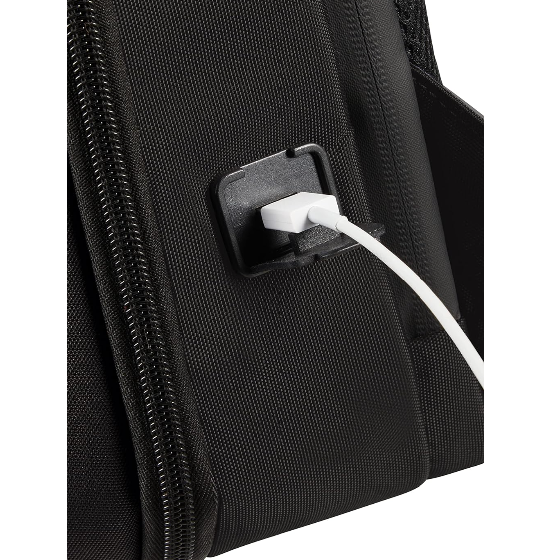 תיק גב למחשב עם תא ללפטופ ״15.6 ויציאת USB מבית המותג SAMSONITE דגם Litepoint