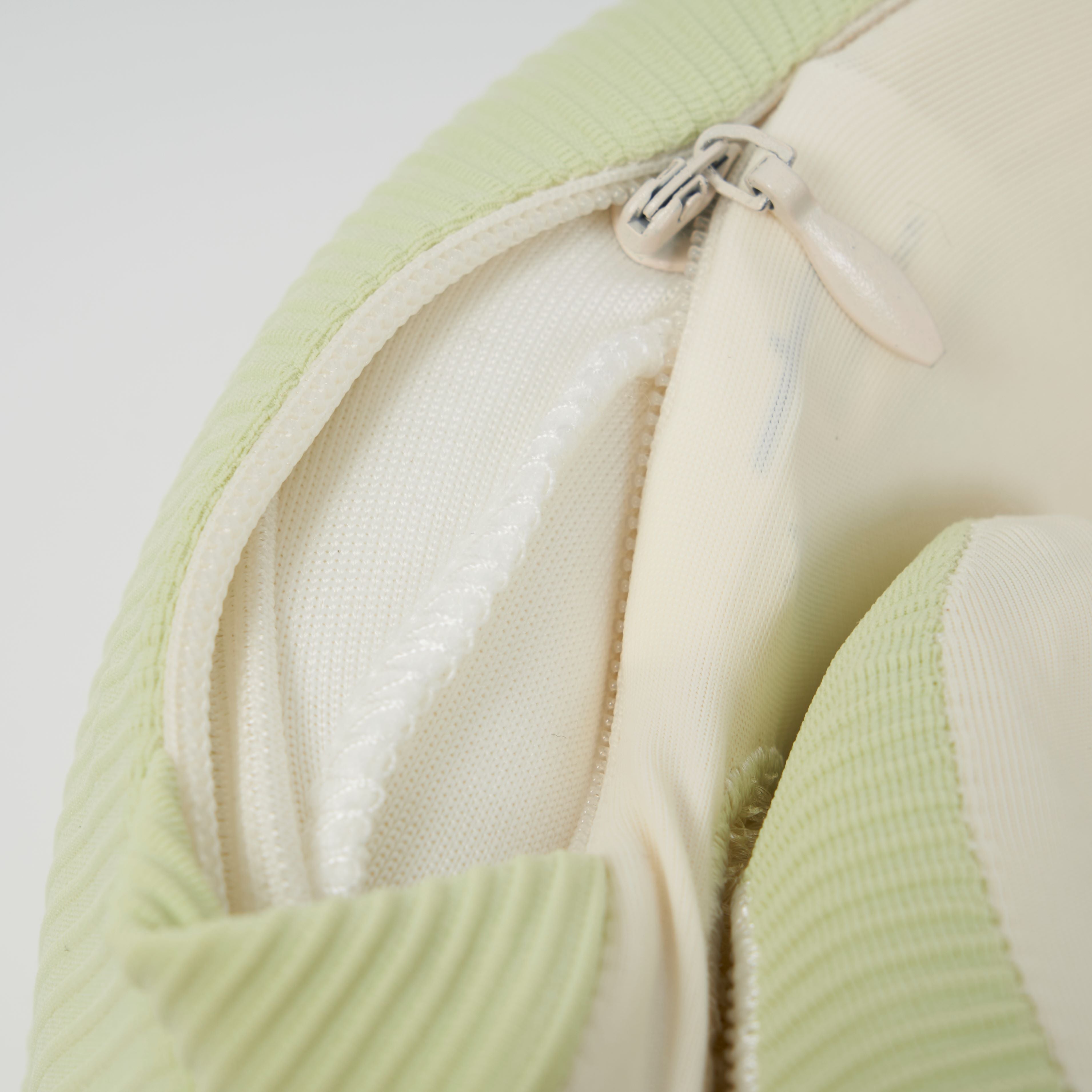 כרית טיסה איכותית VERAGE