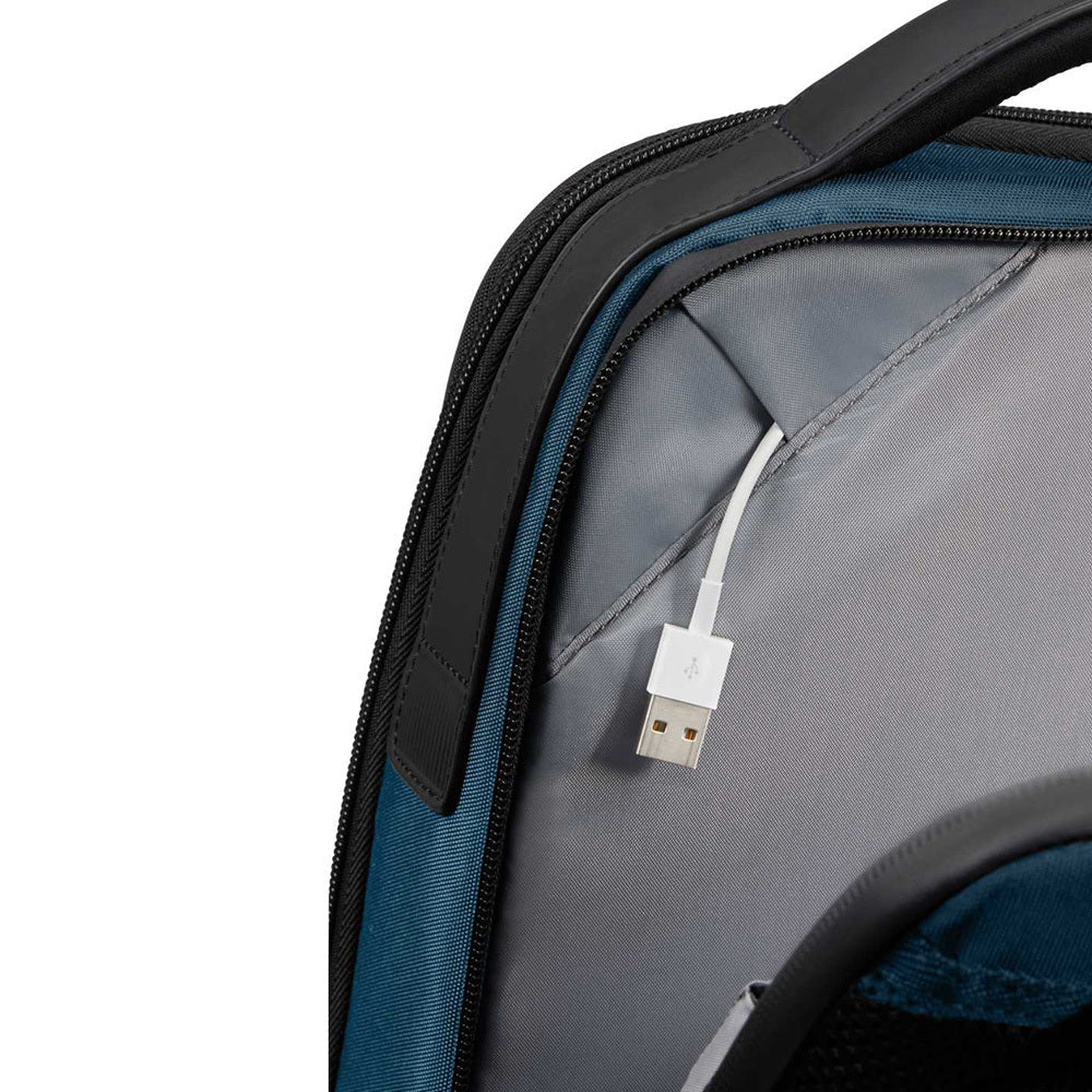 תיק גב למחשב עם תא ללפטופ ״14.1 ויציאת USB מבית המותג SAMSONITE דגם Litepoint