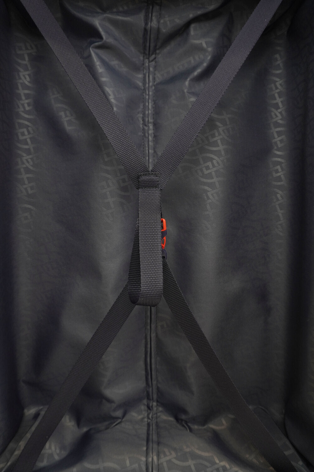 מזוודה קשיחה גדולה 27" בלתי שבירה עם פטנט הגלגל המתפרק מבית היוקרה VERAGE דגם GENOVA המפואר