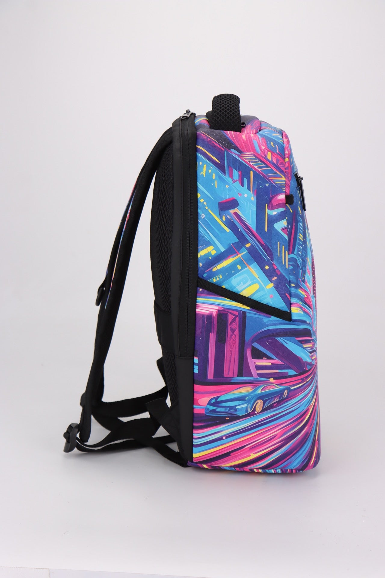 תיק גב בית ספר גרפיטי מודפס מסדרת hype Collection מבית המותג MARSHMELO דגם Graffiti Race