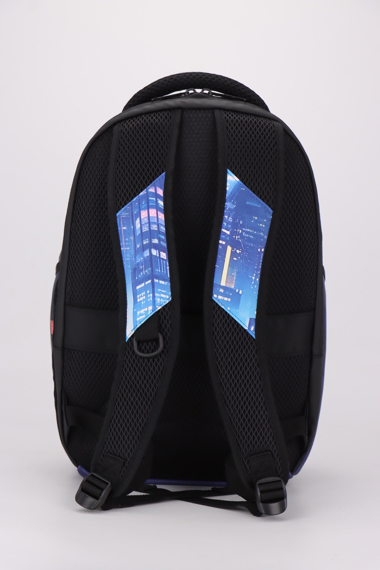 תיק גב גרפיטי מודפס לבית ספר מסדרת hype Collection מבית המותג MARSHMELO דגם Blue Whale