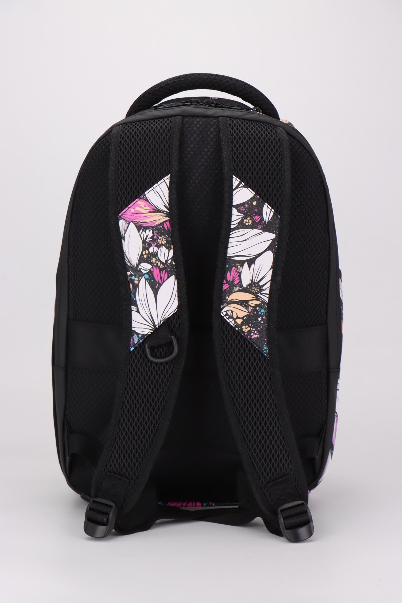 תיק גב בית ספר גרפיטי מודפס מסדרת hype Collection מבית המותג MARSHMELO דגם Black Floral