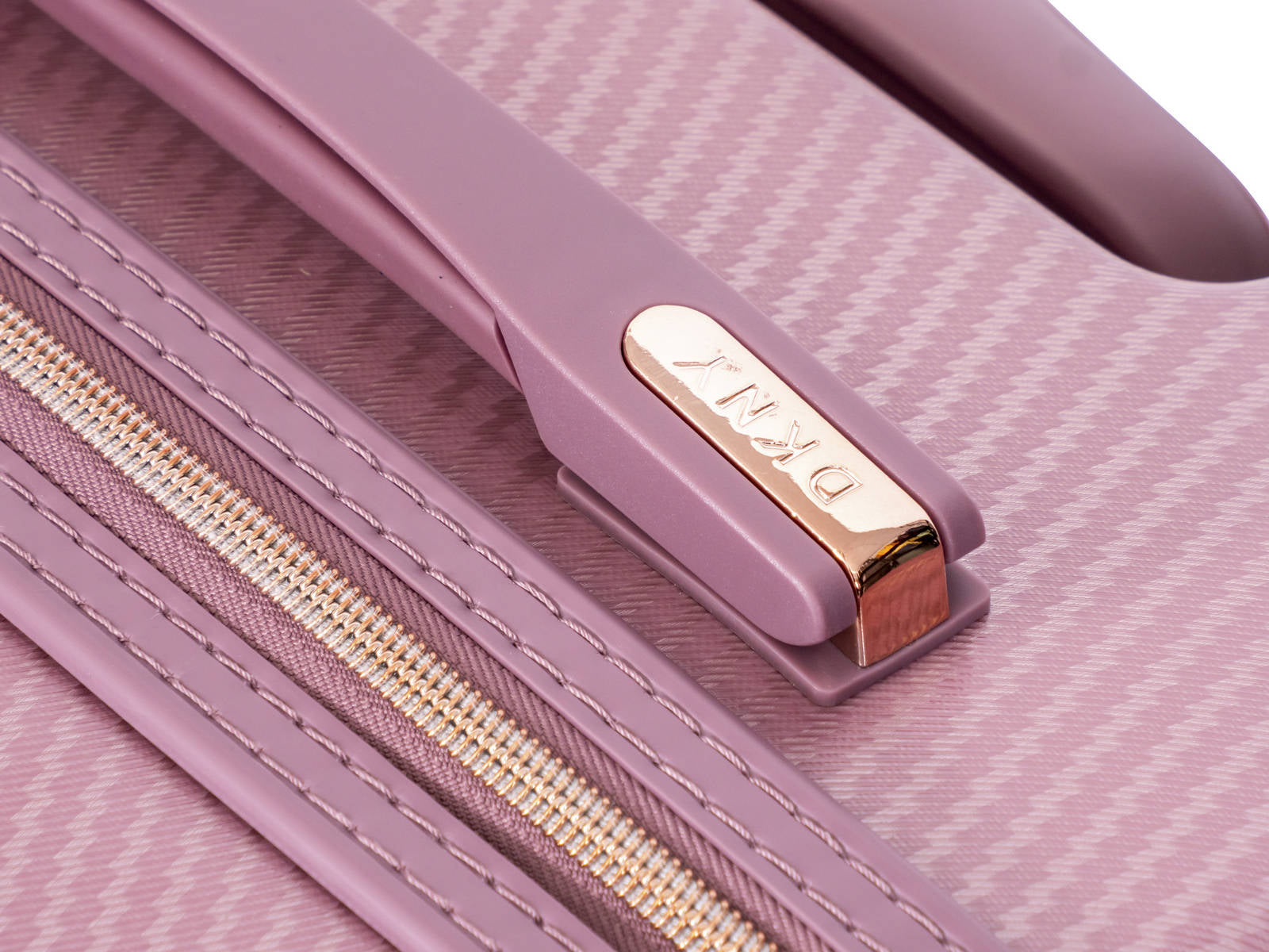 מזוודה גדולה קשיחה 28" אופנתית מבית המעצבת Donna Karan DKNY דגם ALLURE 2.0