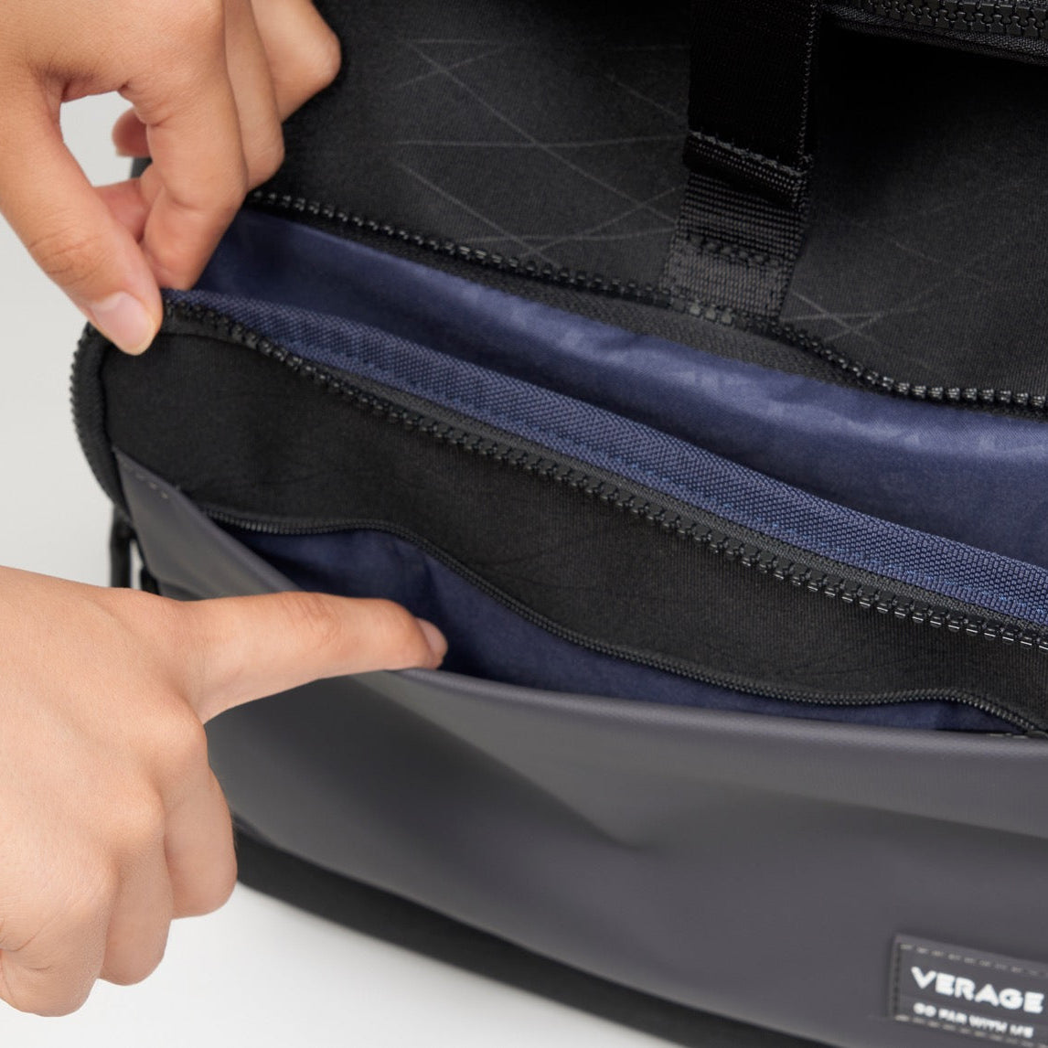 תיק גב עסקי עם תא ללפטופ דגם verve מבית מותג היוקרה verage