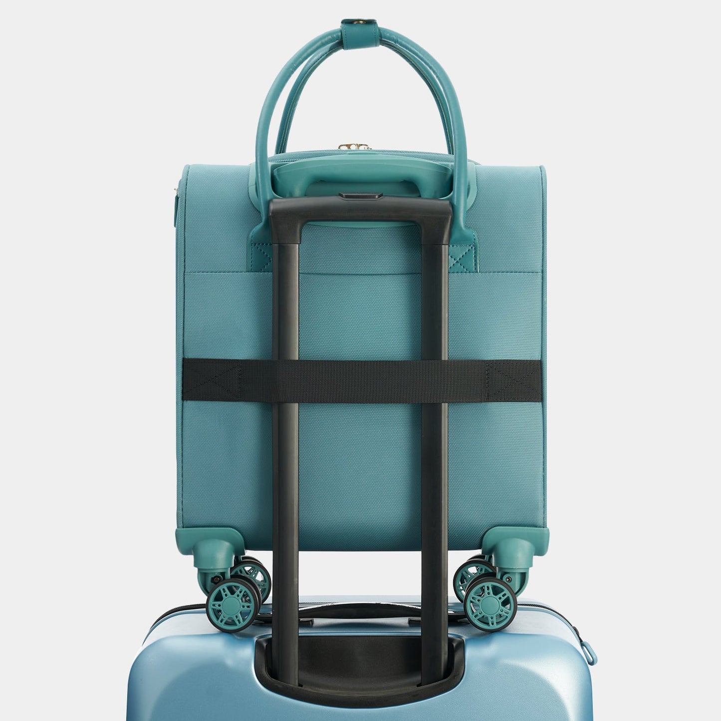 מזוודת טרולי בד עליה למטוס "14 מעוצבת דגם Aphro Underseat מבית המותג האנגלי היוקרתי Varage