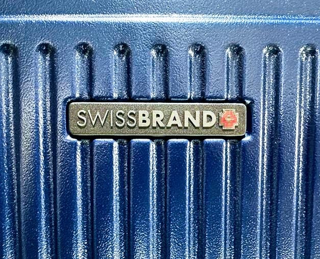 ✮מותג שוויצרי מקורי✮ מזוודה קטנה 20" עליה למטוס קשיחה מבית SwissBrand דגם Paris