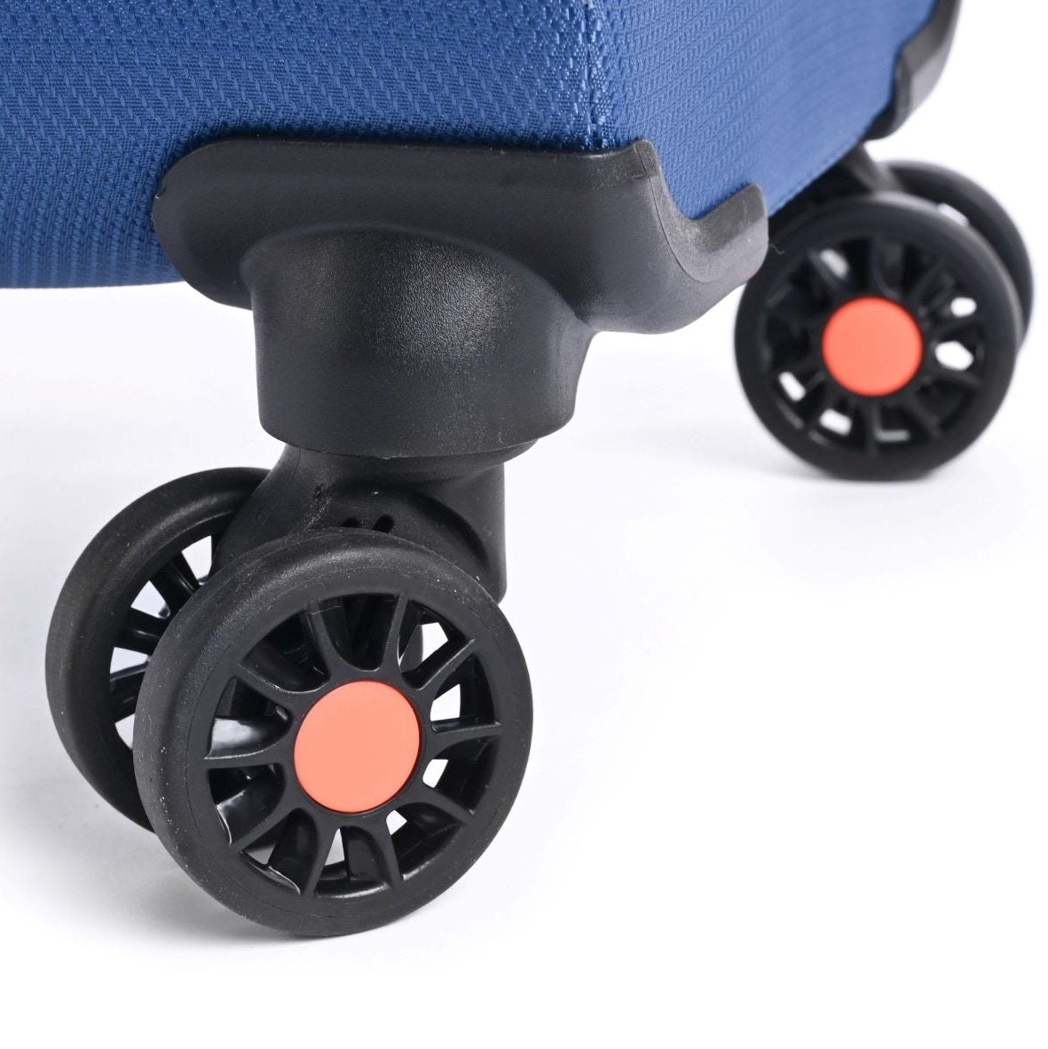 סט מזוודות בד קלות במיוחד מבט מקרוב