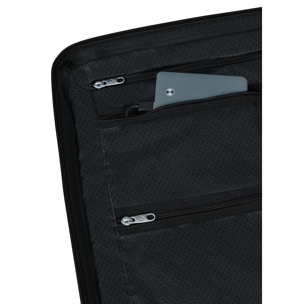 מזוודה טרולי עליה למטוס מתרחבת כולל שקע USB רק 2.3 ק"ג מבית סמסונייט Samsonite Upscape