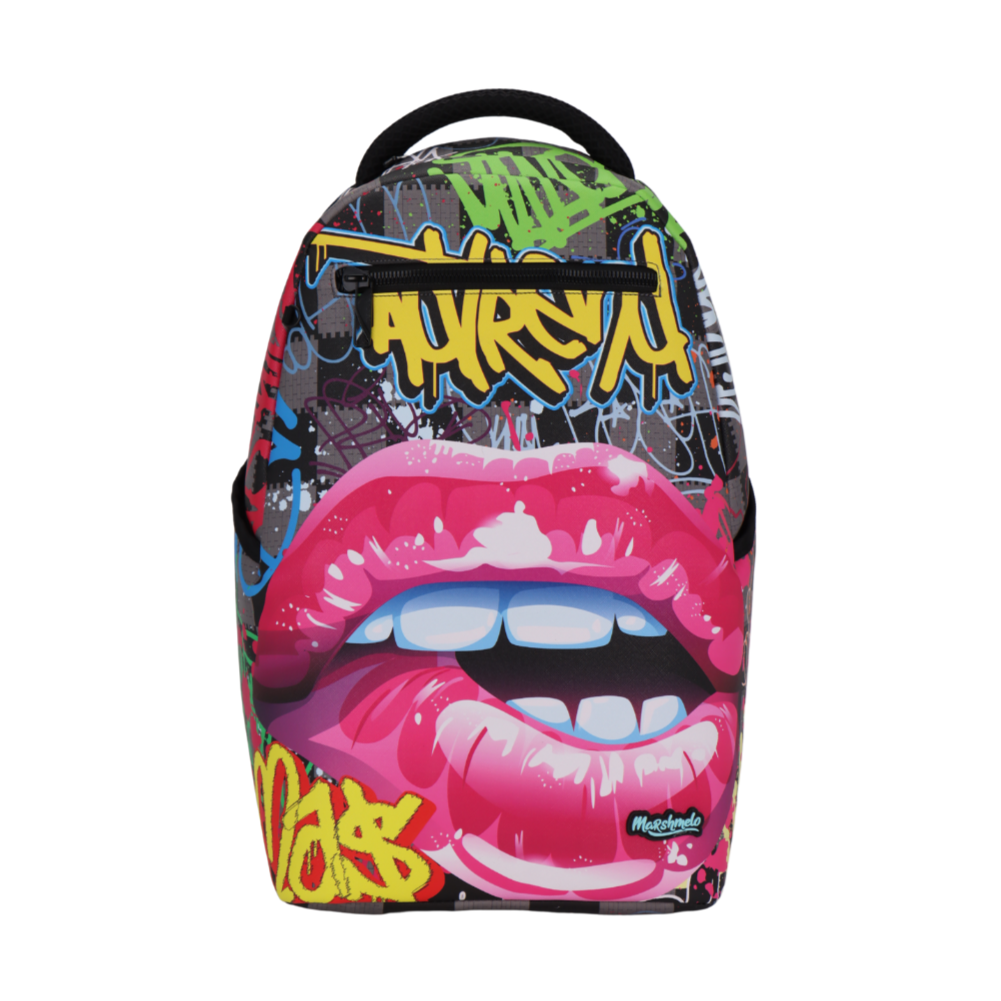 תיק גב לבית ספר גרפיטי מודפס מסדרת hype Collection מבית המותג MARSHMELO דגם Pink Lips