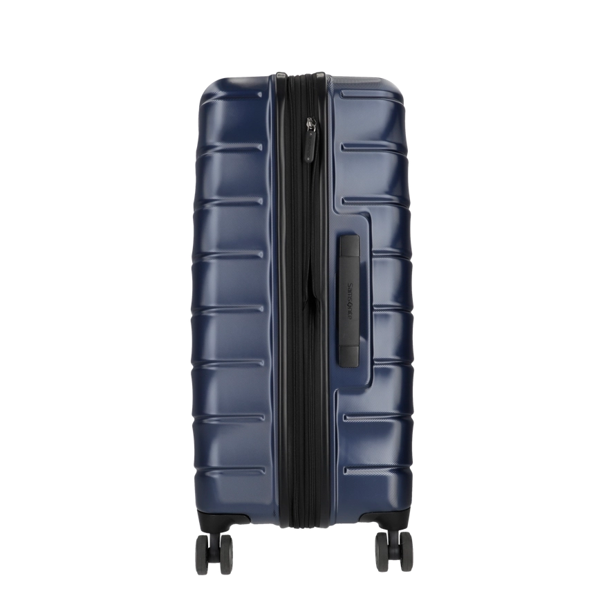 מזוודה בינונית קשיחה ״25 Literock Spinner מבית Samsonite מבט מהצד לרוכסנים