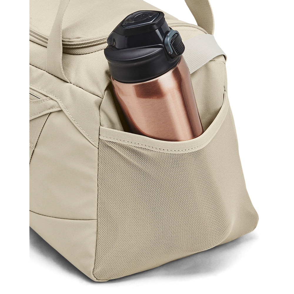 תיק אימון ספורט וחדר כושר פונקציונלי מבית המותג Under Armour דגם Undeniable 5.0 Duffle XS 23L