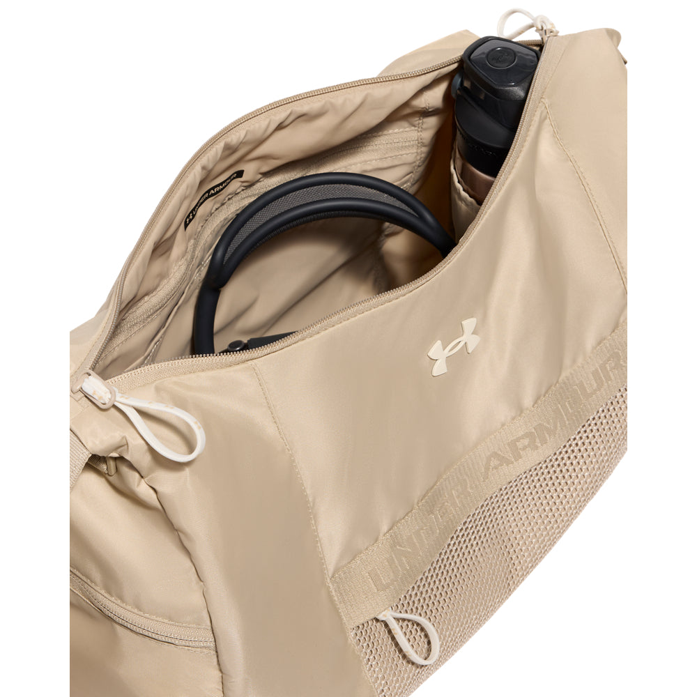 תיק דאפל יוניסקס ספורטיבי מבית UNDER ARMOUR דגם Studio Slouchy Duffle