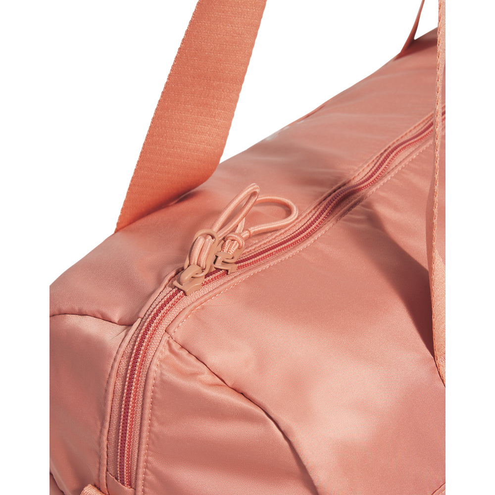 תיק דאפל יוניסקס ספורטיבי מבית UNDER ARMOUR דגם Studio Lite Duffle