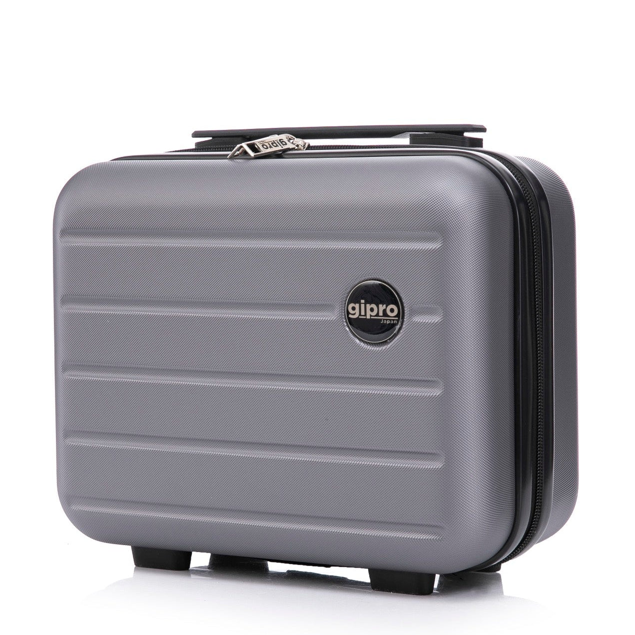 תיק איפור יוקרתי 12" בנפח גדול מתלבש על טרולי מבית המותג gipro Japan דגם Horizon