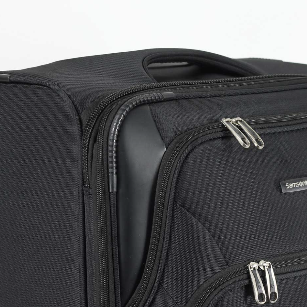 מזוודה גדולה בד עמידה ואיכותית ״28 מבית סמסונייט Samsonite דגם DAKAR 2.0 SPINNER EXP 