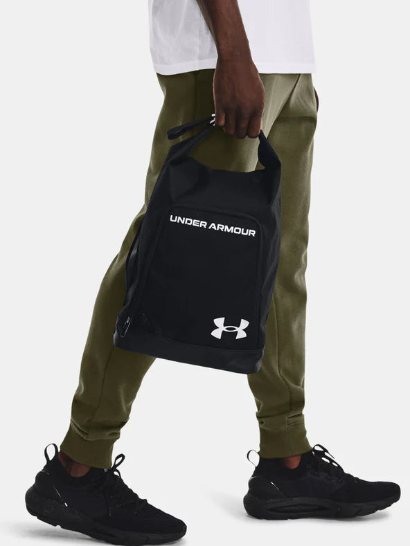 תיק נעליים ספורטיבי מוגן מים מבית Under Armour דגם Contain Shoe Bag