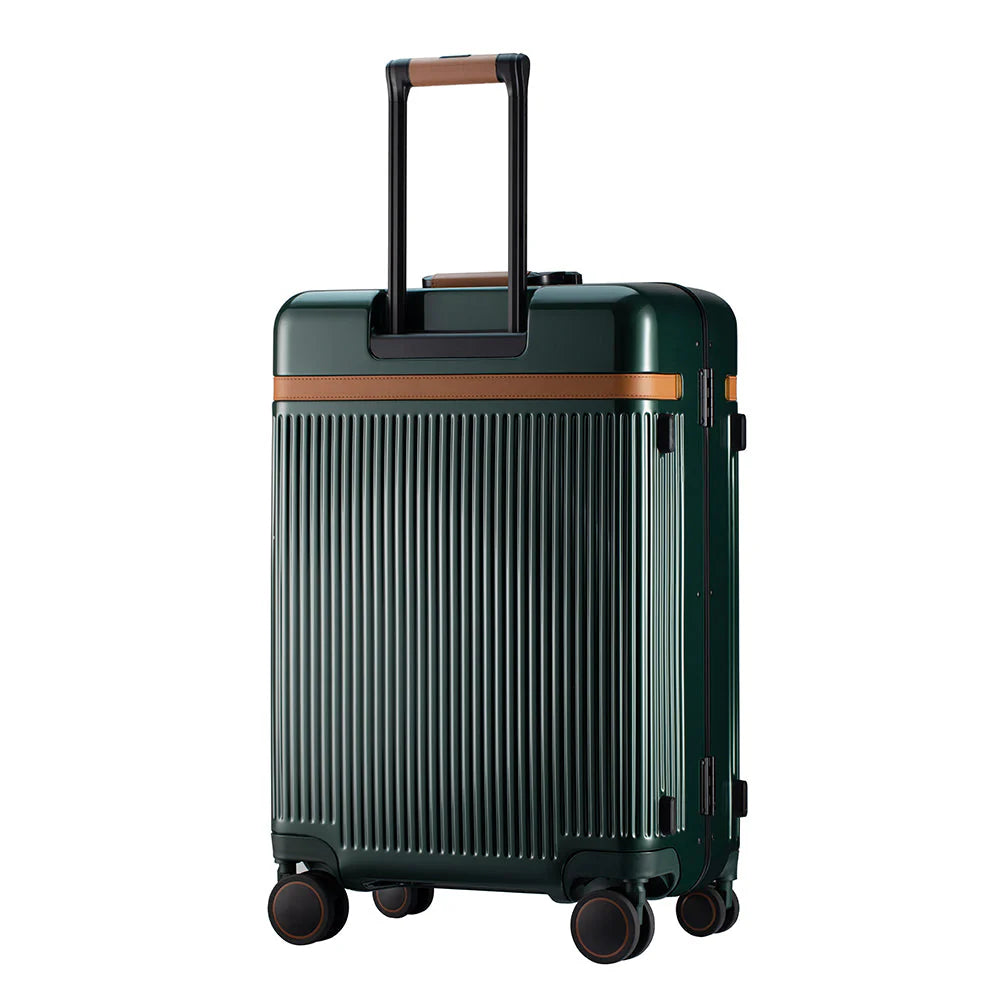 מזוודה בינונית קשיחה ויוקרתית 25" מבית המותג VERAGE דגם WINDSOR המזוודה שמככבת במגזיני אופנה רבים