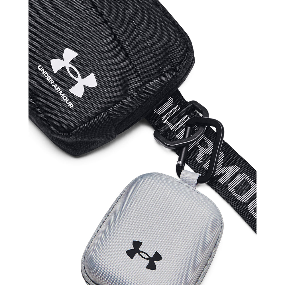 תיק קרוסבודי יוניסקס ספורטיבי מבית UNDER ARMOUR דגם Sportstyle WB Xbody