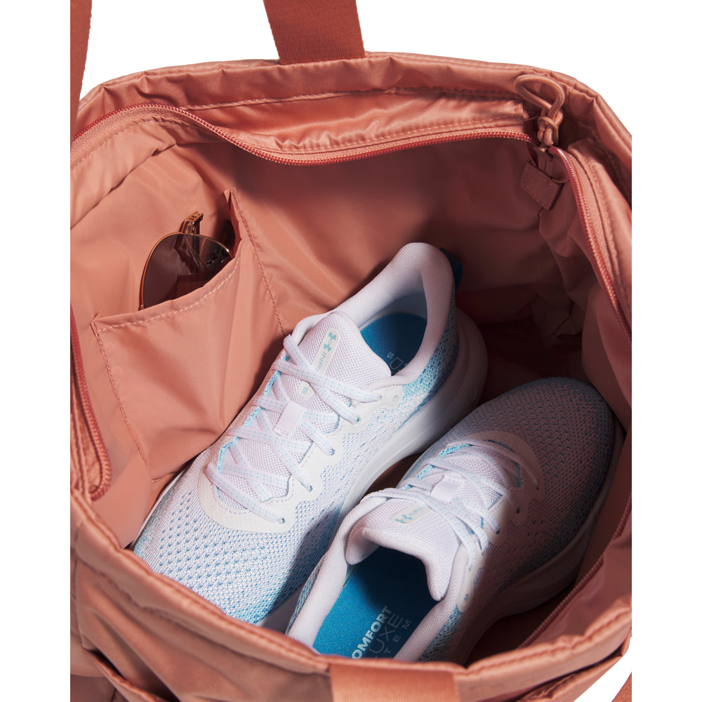 תיק נשיאה אופנתי וספורטיבי מבית  UNDER ARMOUR דגם Studio Lite Tote Bag